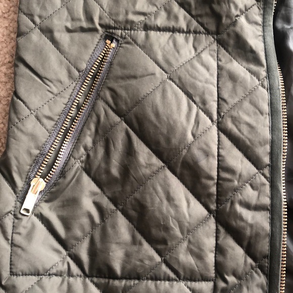 Best - Picture 2 of 3